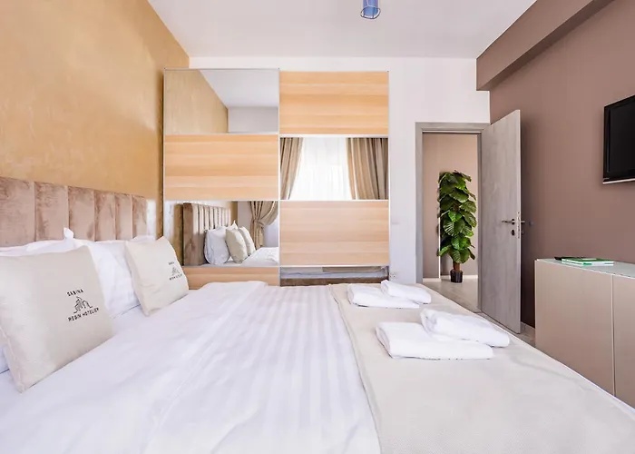 Unique Sapphire 33 Apartment Bucureşti